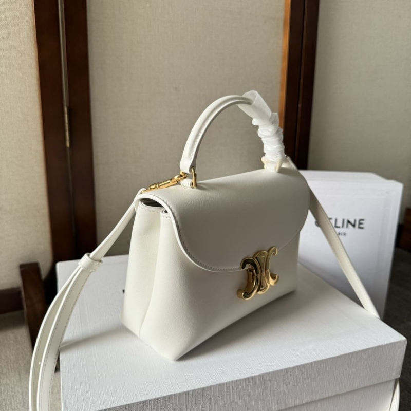 Ce1i*e kelly bags